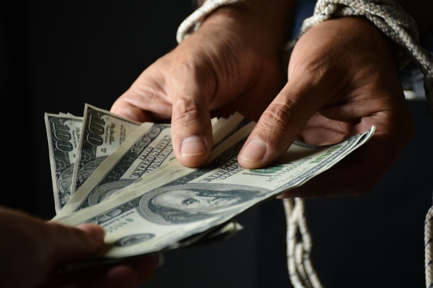 How to Break Unhealthy Money Patterns with Science-Backed Techniques