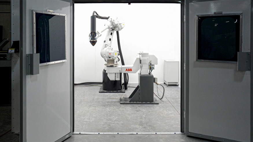 Robotic Machine in a Room