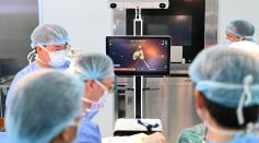 Vinmec surgeons selected the AI-integrated CORI robotic system for the 